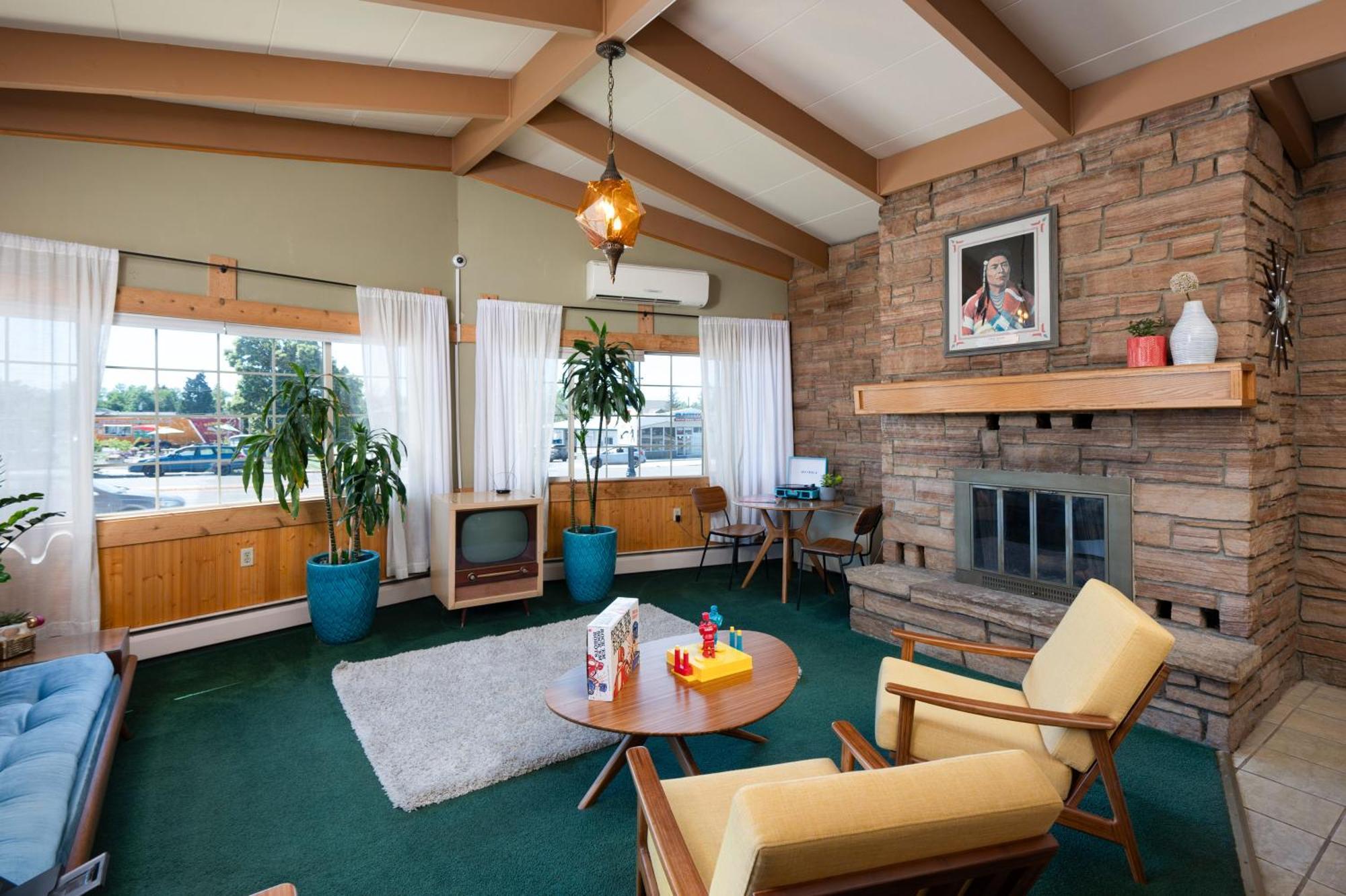 Sapphire Motel Midtown بوزيمان، مونتانا المظهر الخارجي الصورة